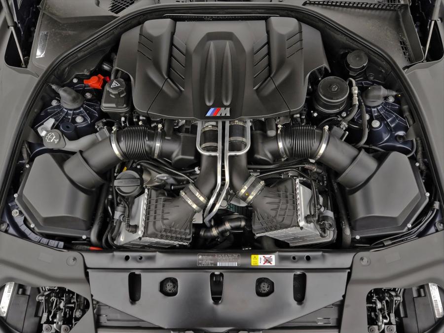  BMW M6 Convertible 2012 года  (US) (фото 18 из 20)